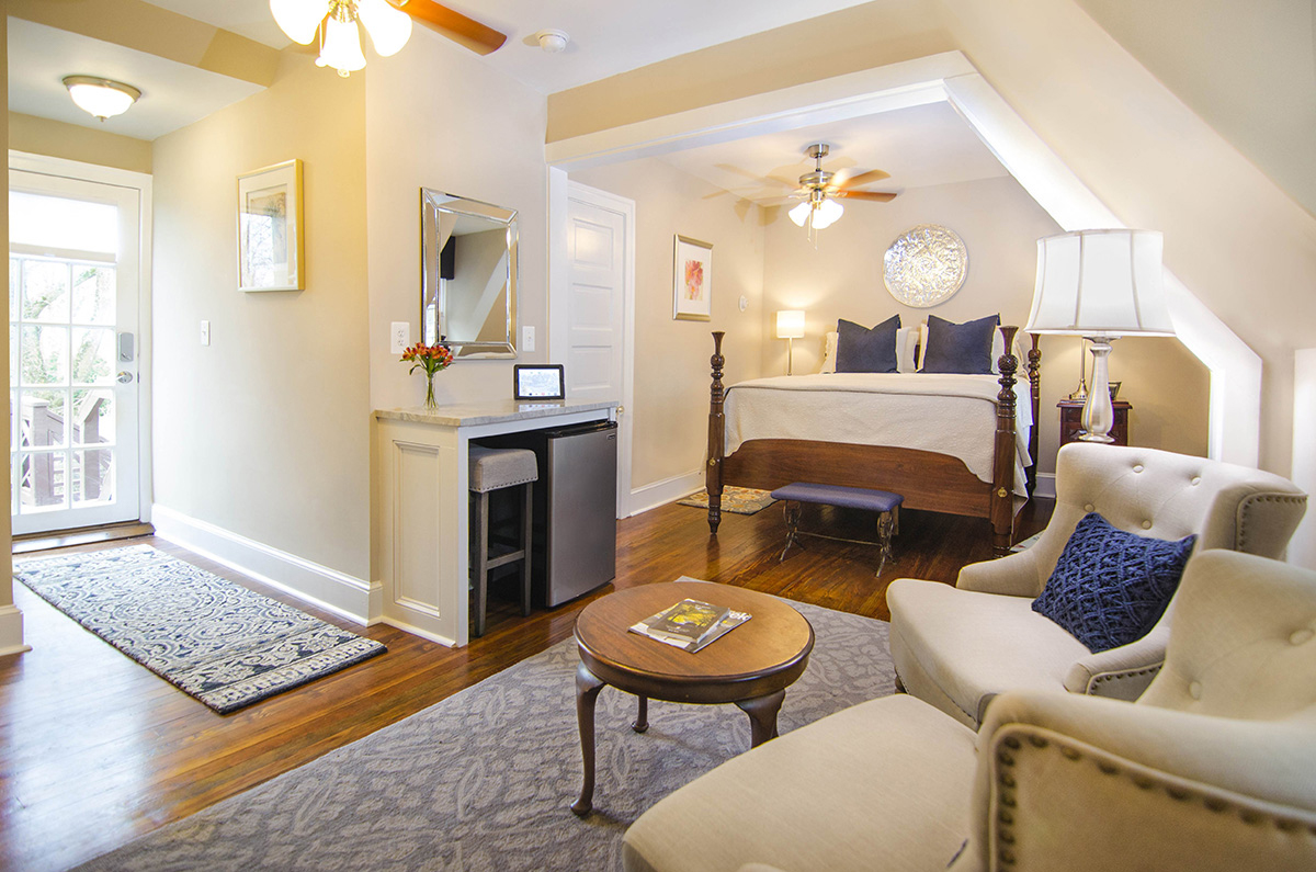 Hillbrook Inn &amp; Spa